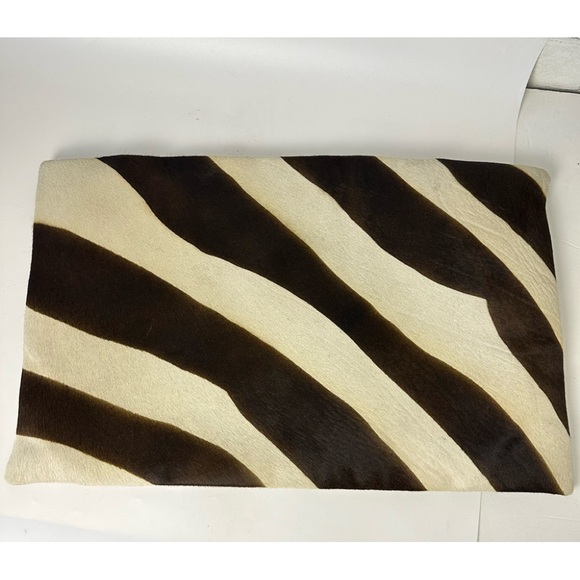 Cowhide Fur Leather Cover Case Pillow Western Southwestern 20" X 12.5" Set of 2 - Picture 2 of 7